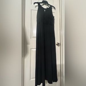 Kathy Hilton Pleated chest area black long dress size 10